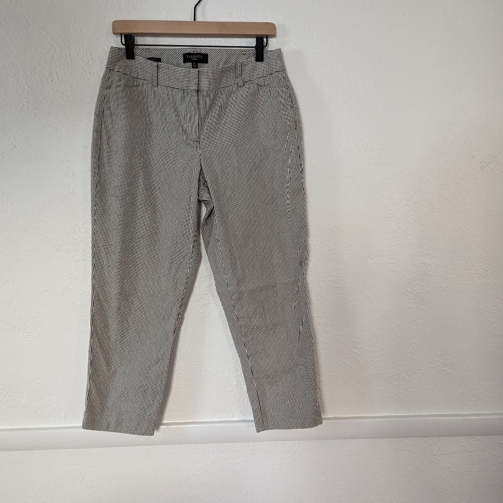 $10 SALE Talbots Striped Dress Pant Gray White Size Petite 8 Workwear Office